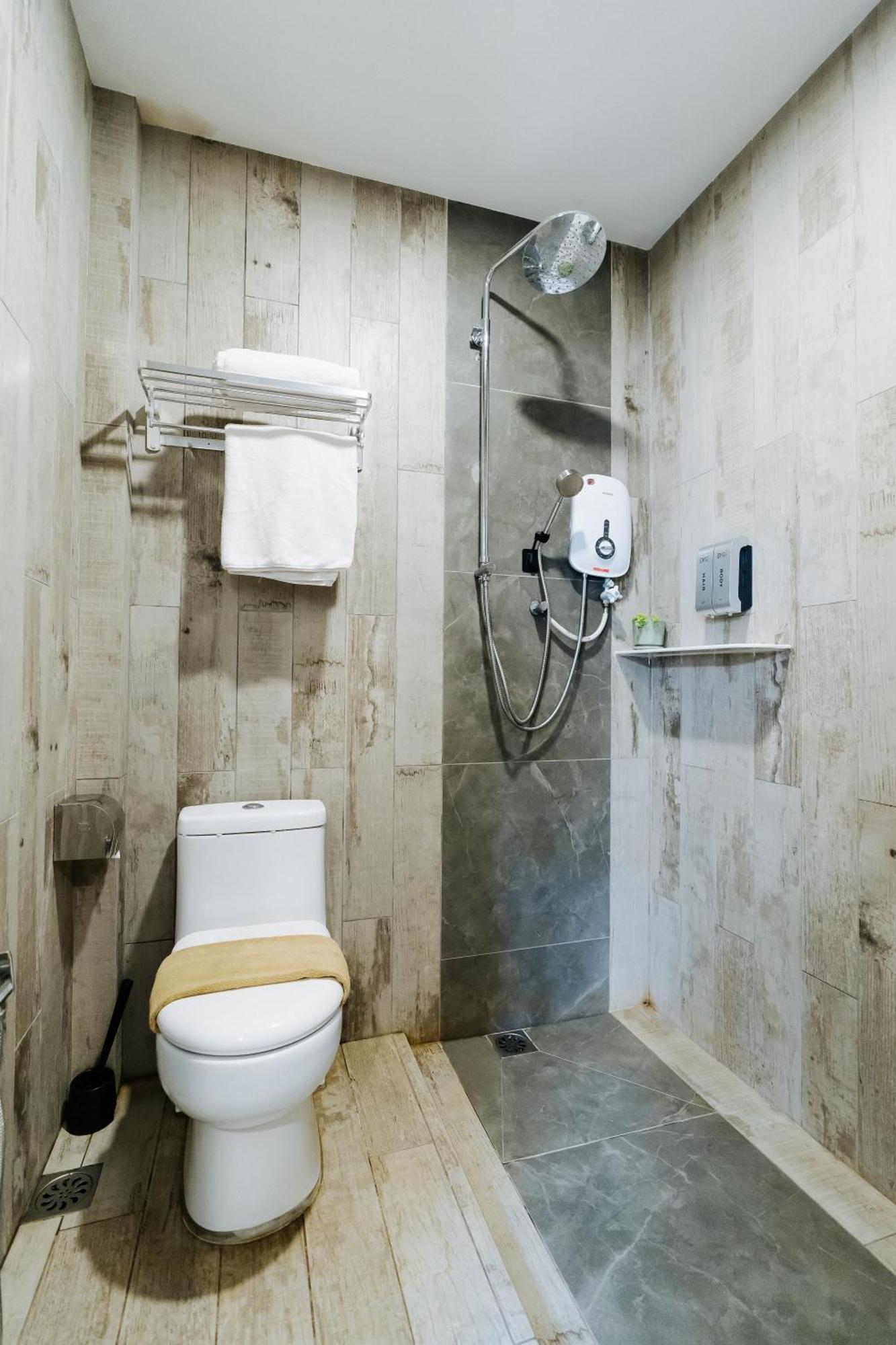 Wangs Bnb 4 Bedrooms Villa George Town Exterior foto