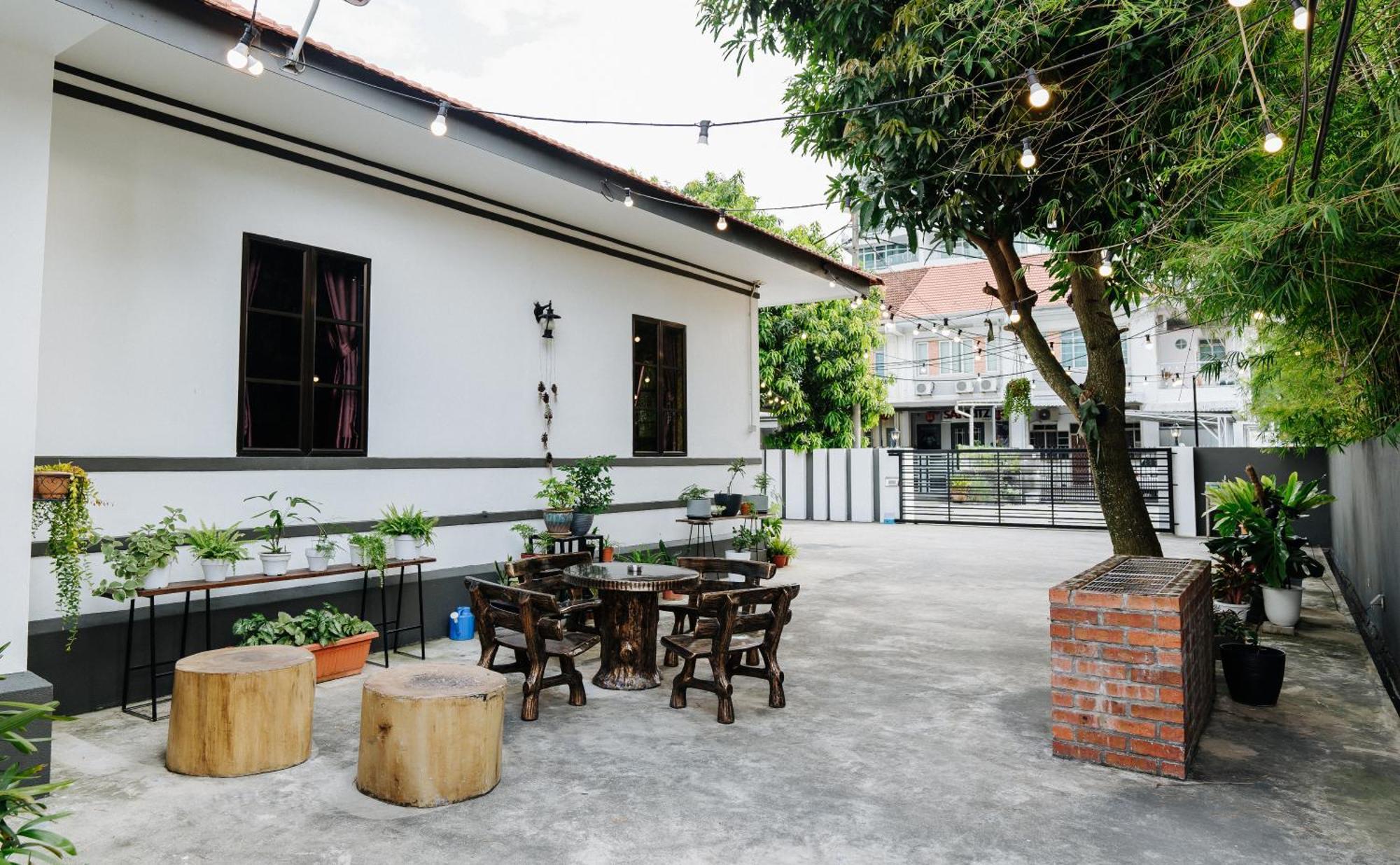 Wangs Bnb 4 Bedrooms Villa George Town Exterior foto